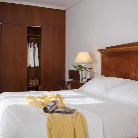 Hotel Rey Alfonso X