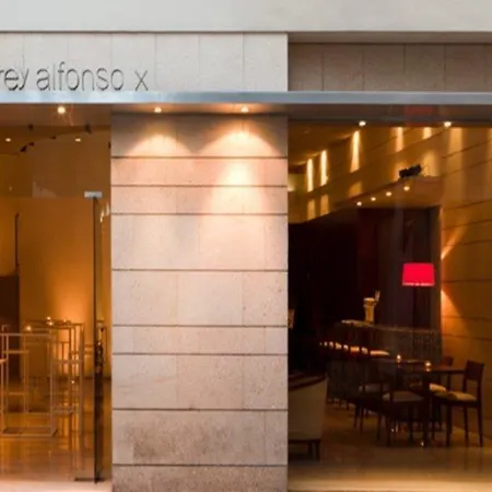 Rey Alfonso X Hotel 4*