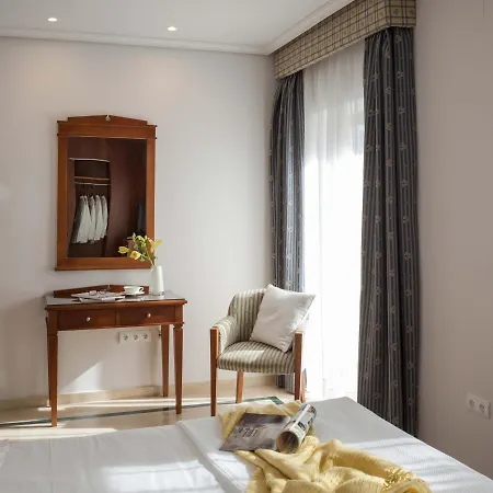 Rey Alfonso X 4* Sevilha