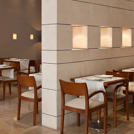 酒店 雷伊阿方索x酒店 塞维利亚