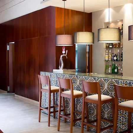 雷伊阿方索x酒店 4*