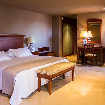 Hotel Rey Alfonso X Sevilha